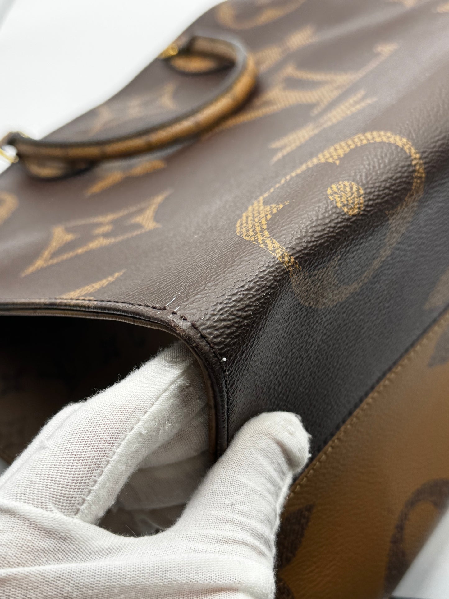 Louis Vuitton Reverse Monogram Giant Onthego GM