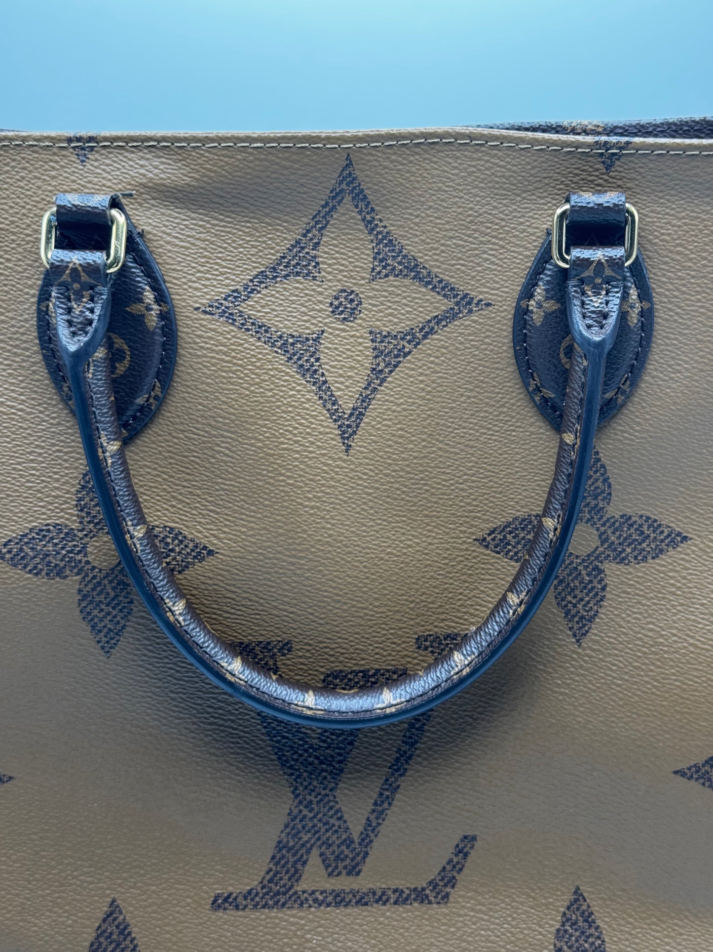 Louis Vuitton Reverse Monogram Giant Onthego GM
