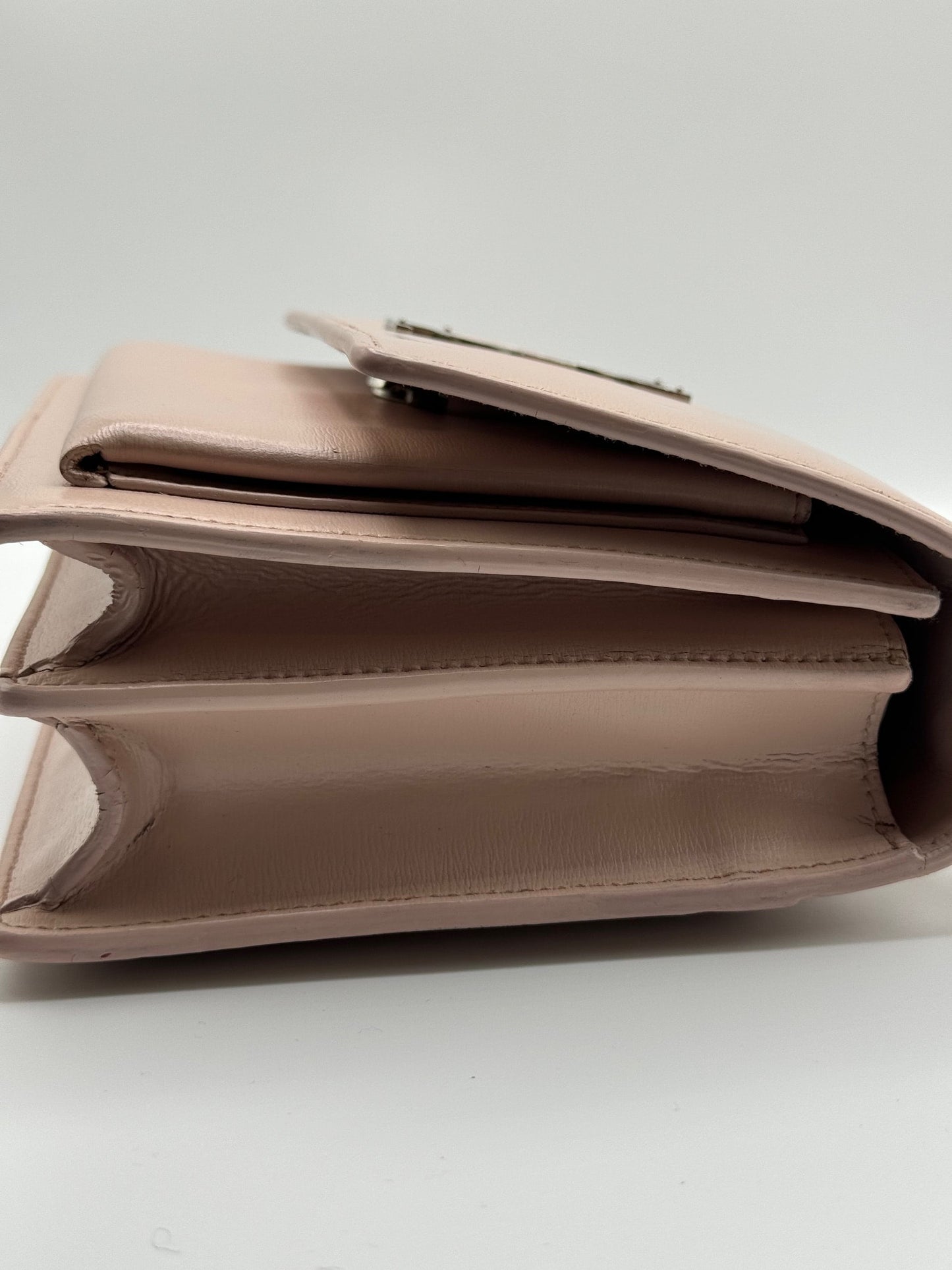Saint Laurent Sunset Medium YSL Crossbody light pink (SALE) | Designerfindsforless