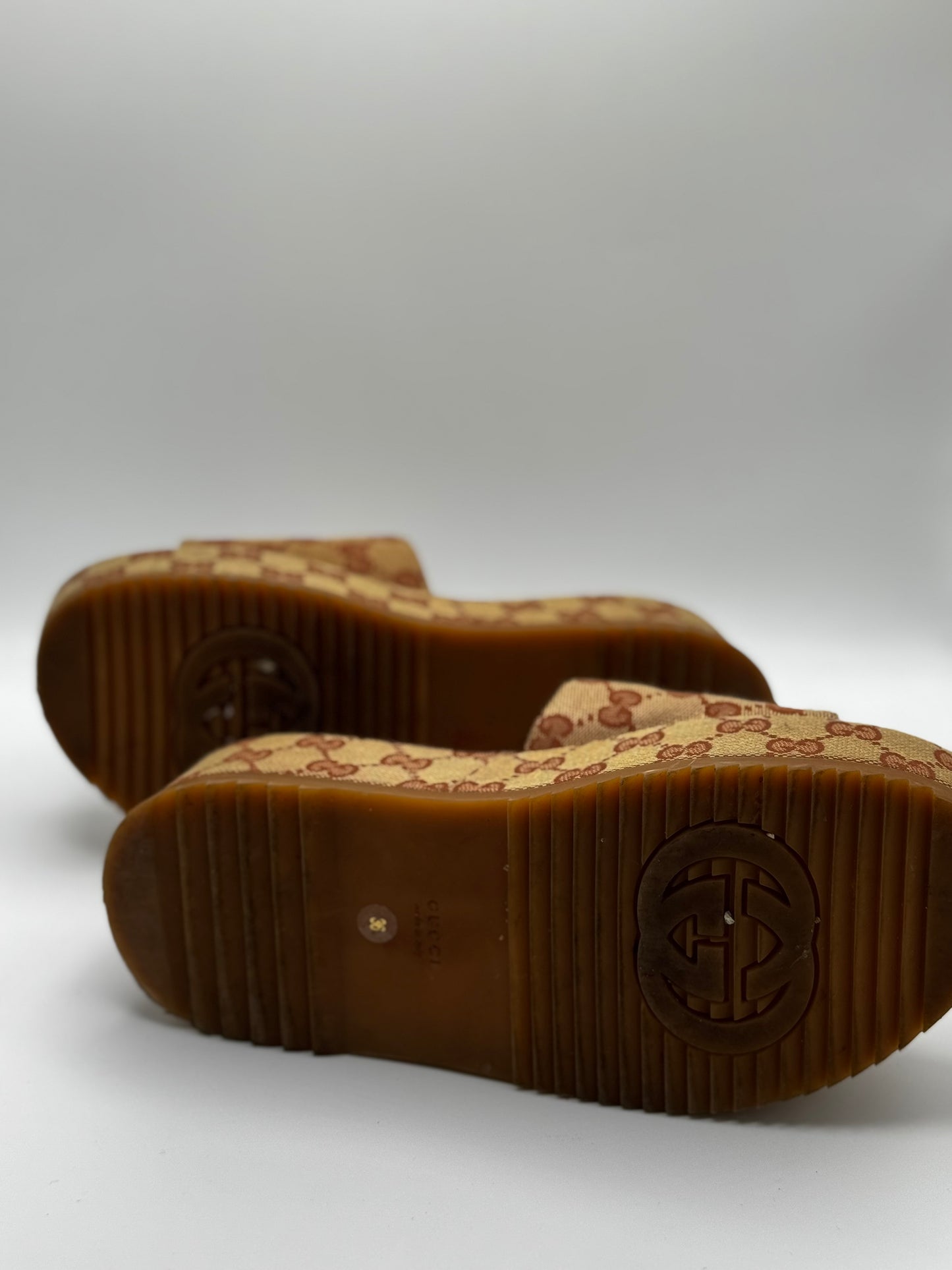 GUCCI Canvas GG Monogram Angelina Platform Slide Sandals 36 Beige Ruggine