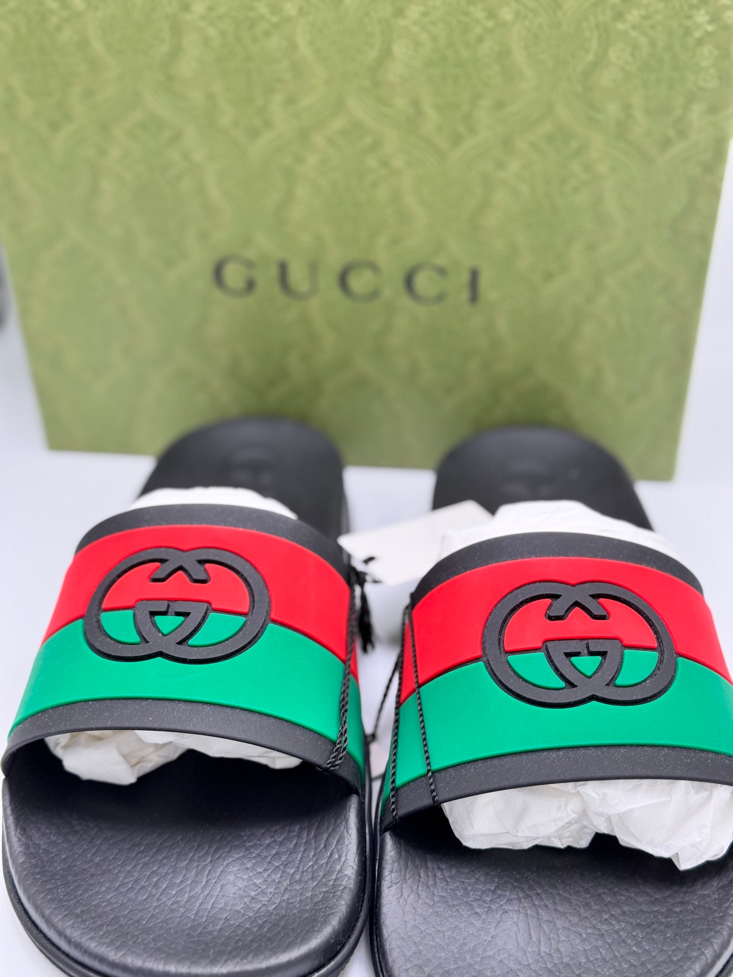 Gucci Mens Interlocking Slides 11