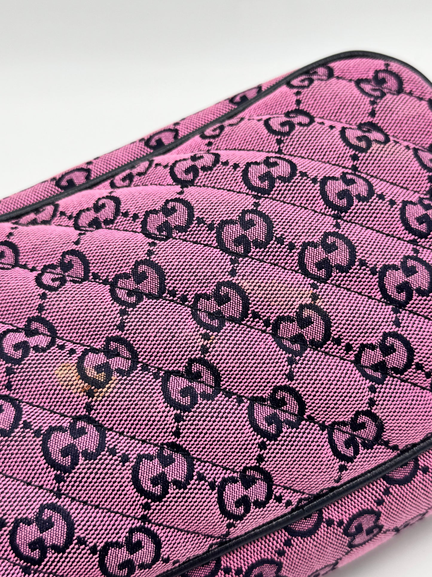 Gucci Monogram Multicolor Matelasse Diagonal Small GG Marmont Chain Shoulder Bag Pink Blue
