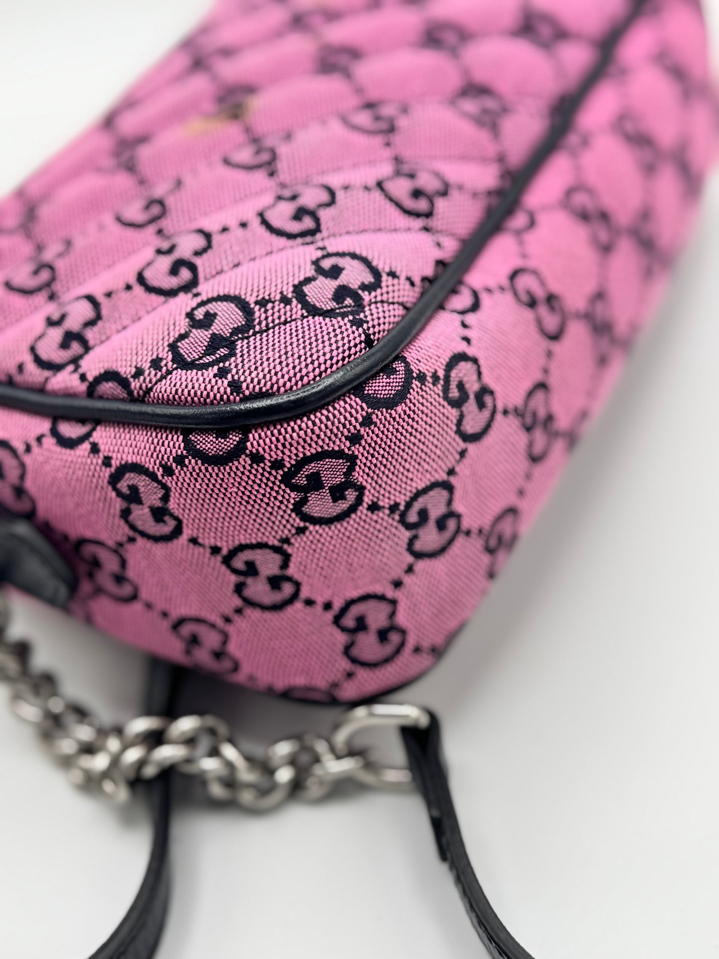Gucci Monogram Multicolor Matelasse Diagonal Small GG Marmont Chain Shoulder Bag Pink Blue
