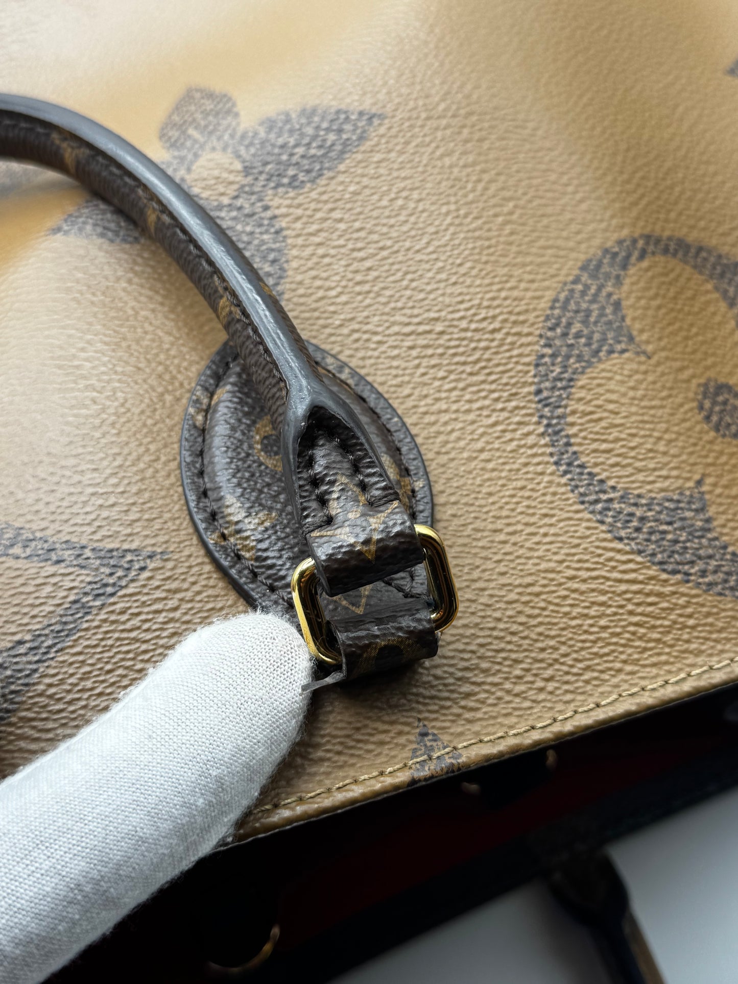 Louis Vuitton Reverse Monogram Giant Onthego GM