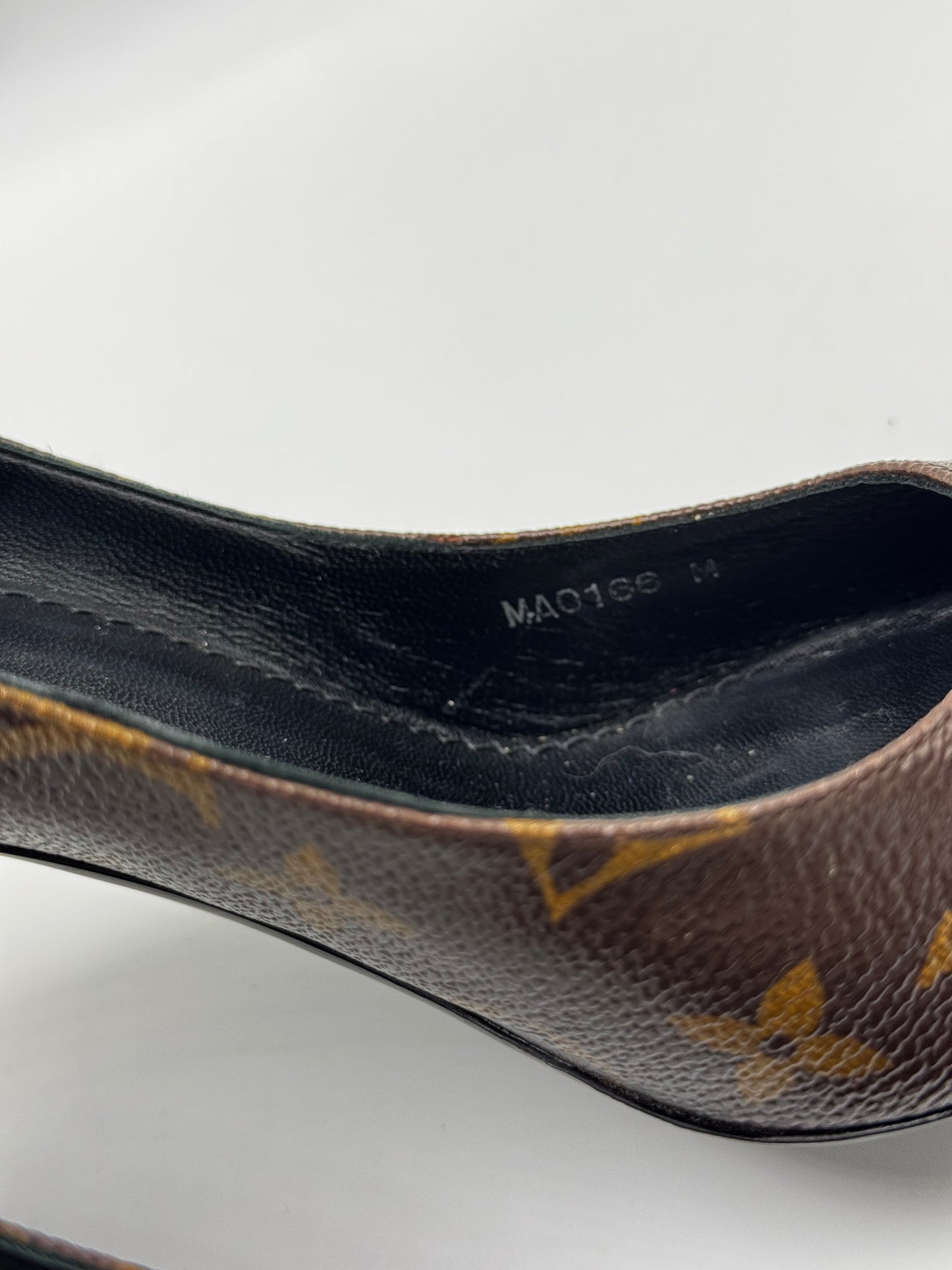 Louis Vuitton Patent Monogram Fetish Pumps 39 Black