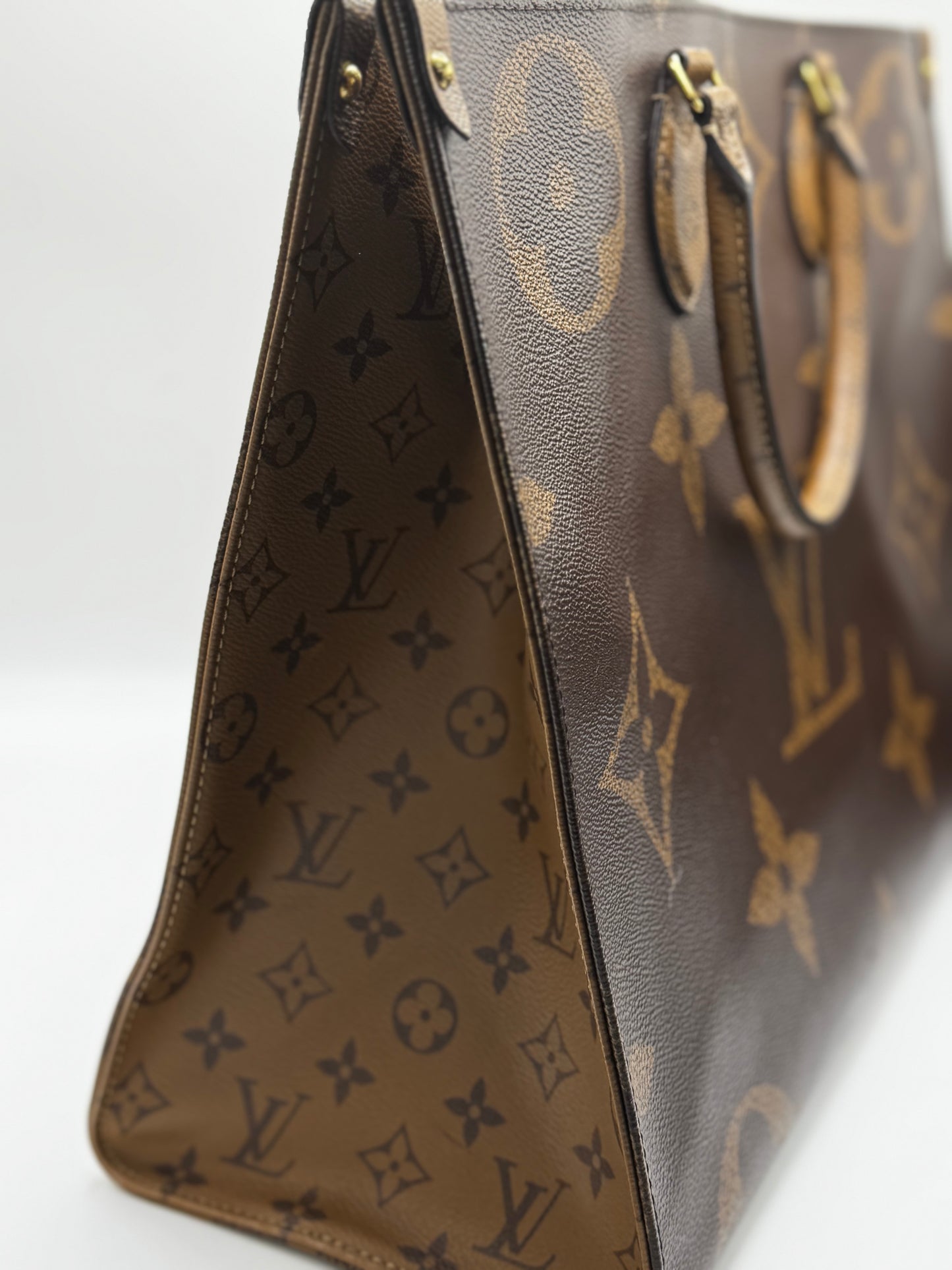 Louis Vuitton Reverse Monogram Giant Onthego GM