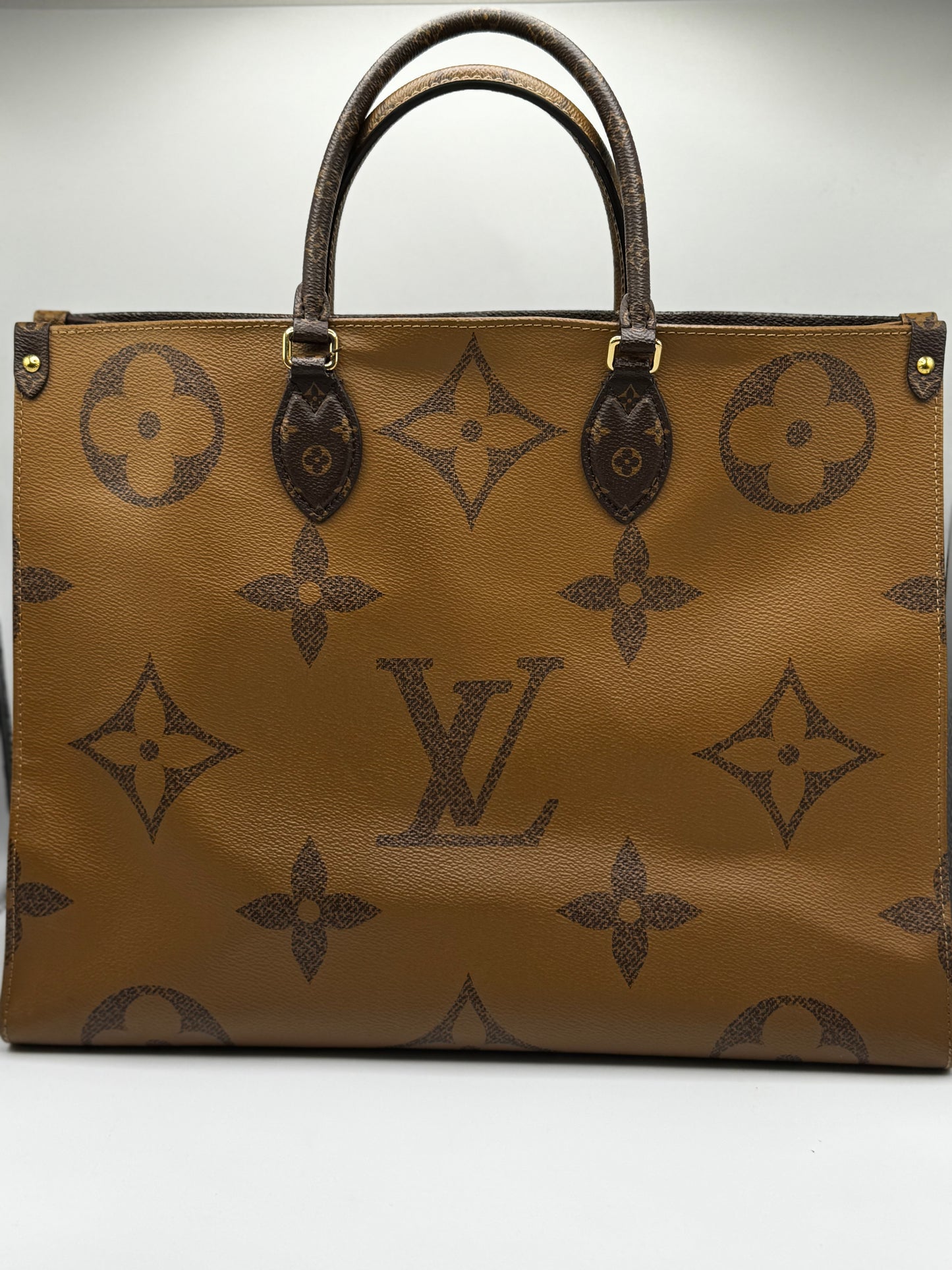 Louis Vuitton Reverse Monogram Giant Onthego GM