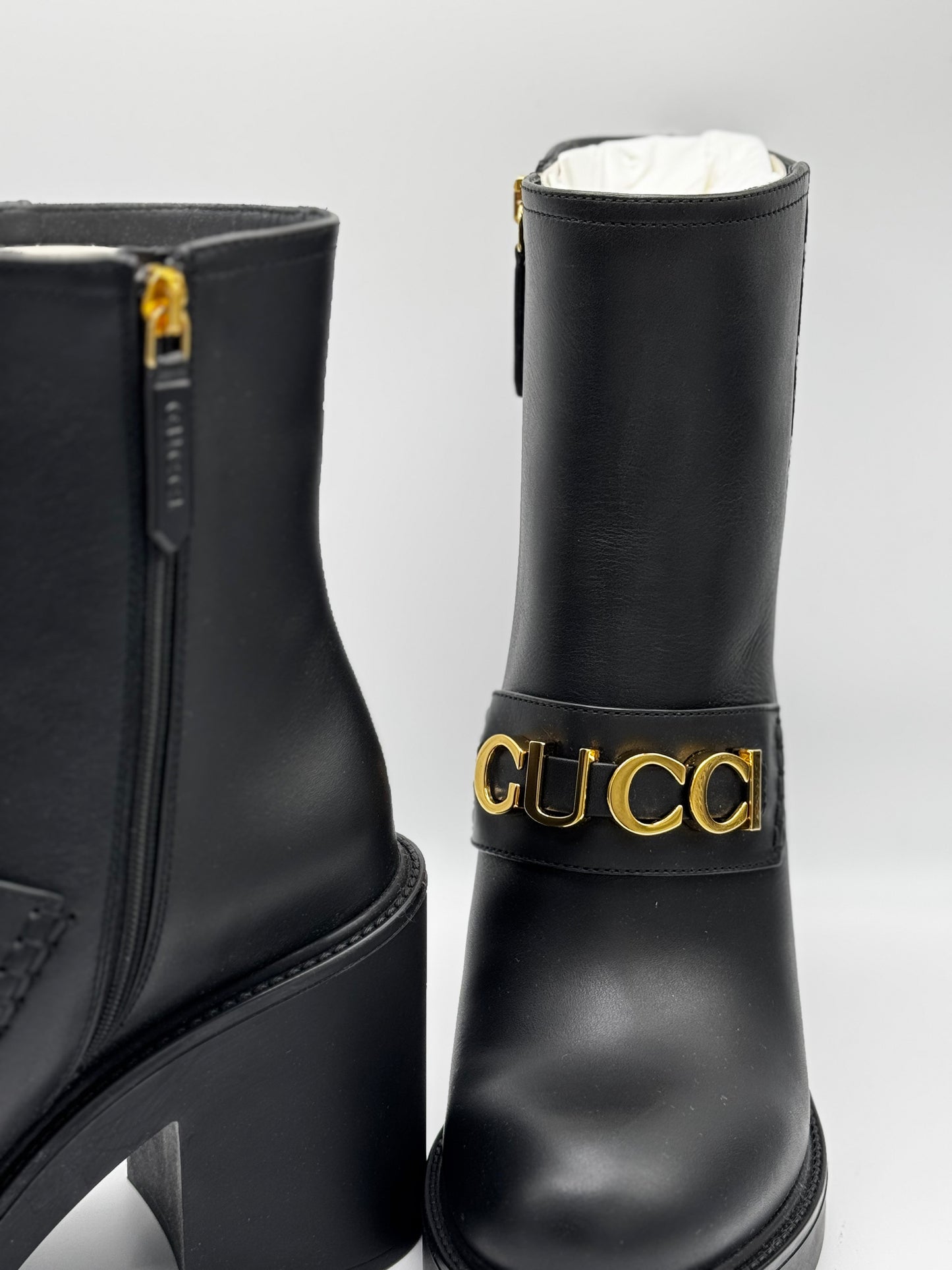 Gucci Logo Magnum Calfskin Flores Ankle Boots 37