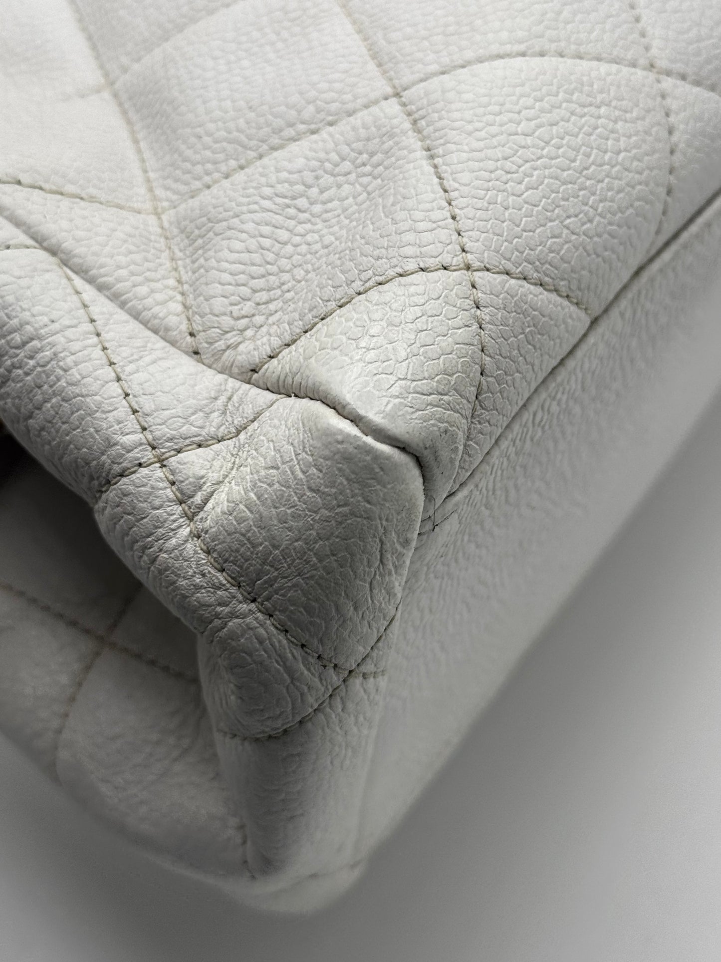 Chanel Matelasse Quilted Caviar Skin White Kisslock Bag