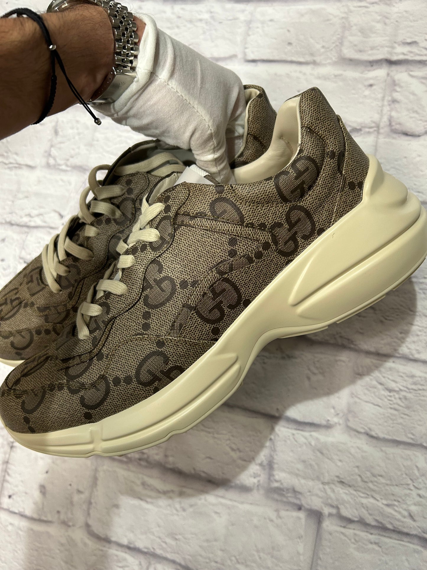 Gucci men’s rython sneakers 12