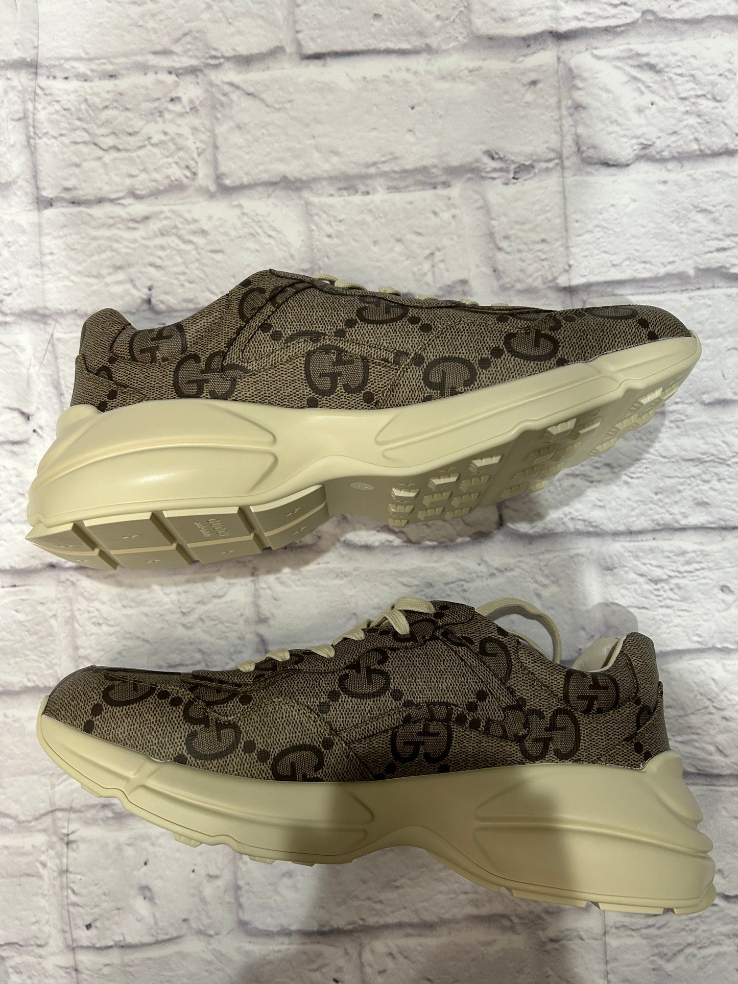 Gucci men’s rython sneakers 12 | Designerfindsforless