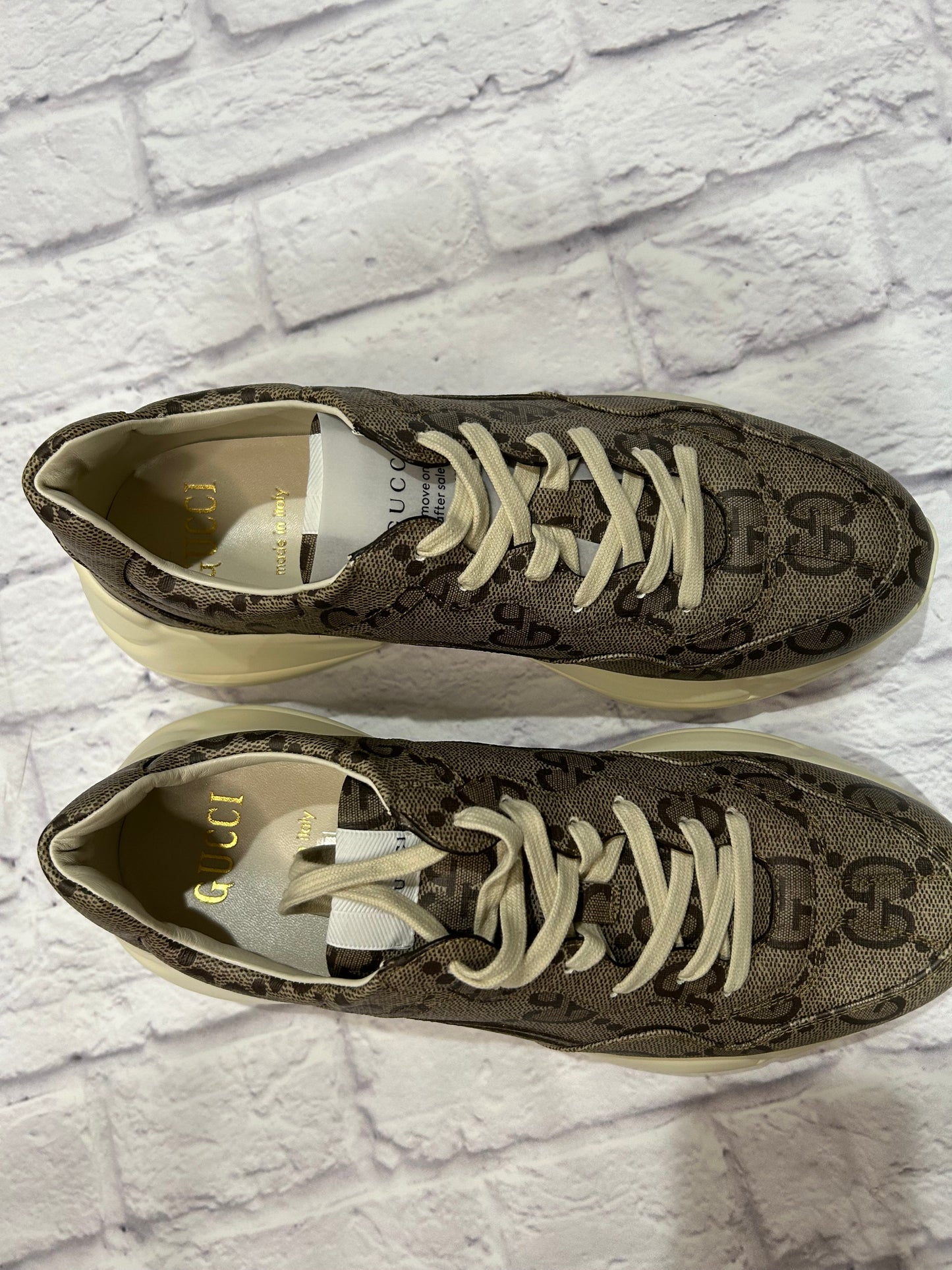 Gucci men’s rython sneakers 12 | Designerfindsforless