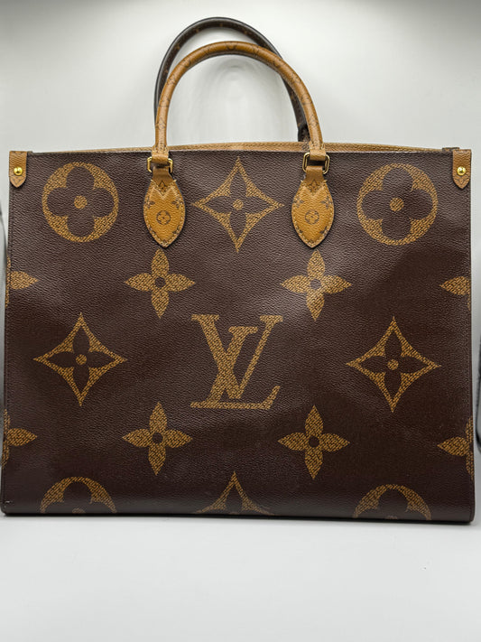 Louis Vuitton Reverse Monogram Giant Onthego GM