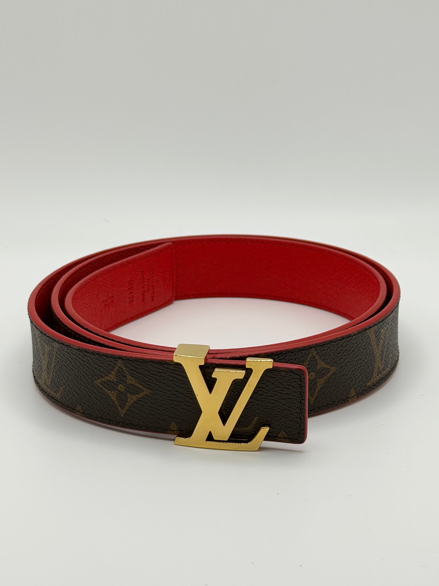 Louis Vuitton LV Initiales 30mm Reversible Belt