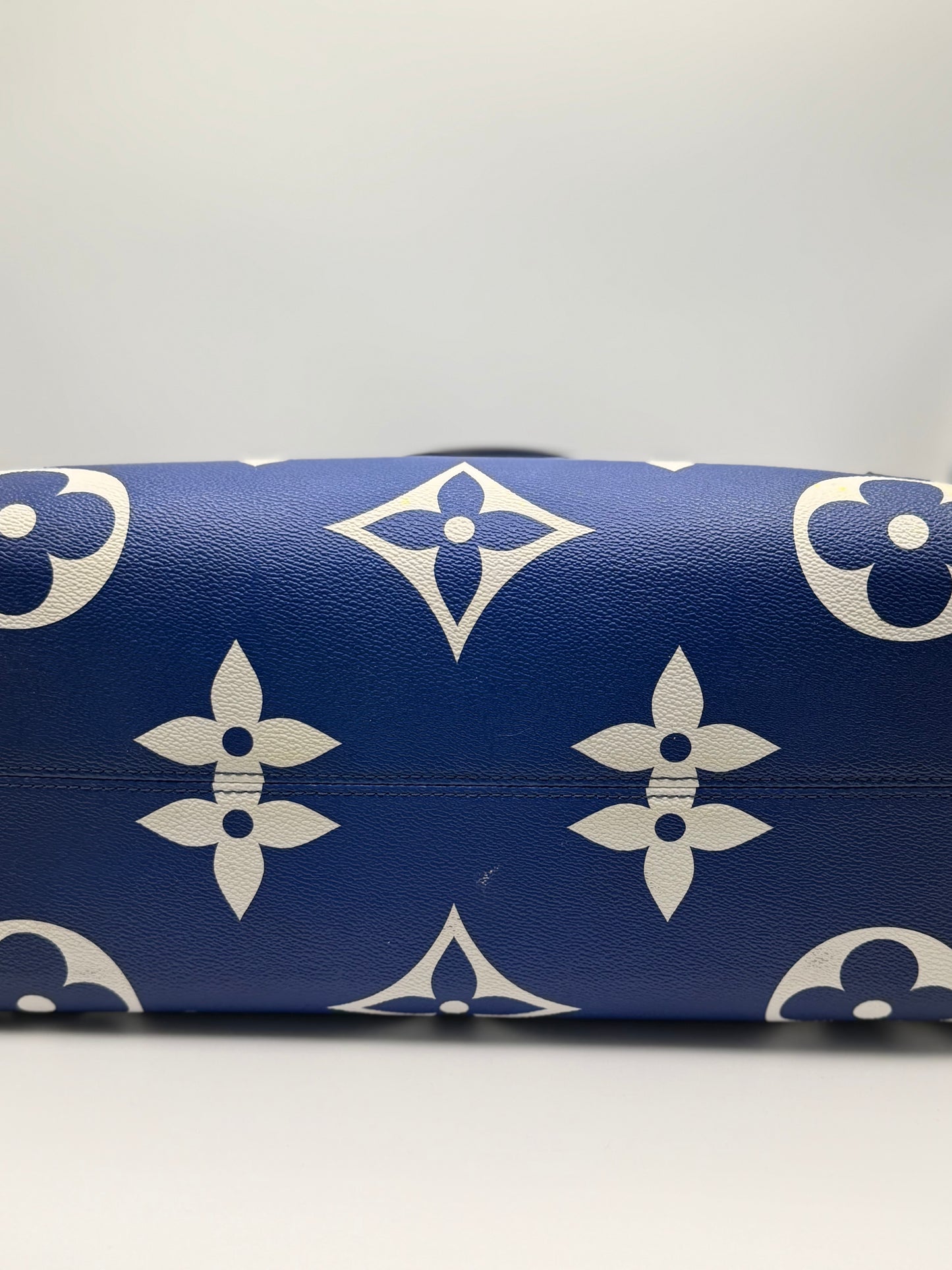 Louis Vuitton Monogram Escale Onthego GM Blue
