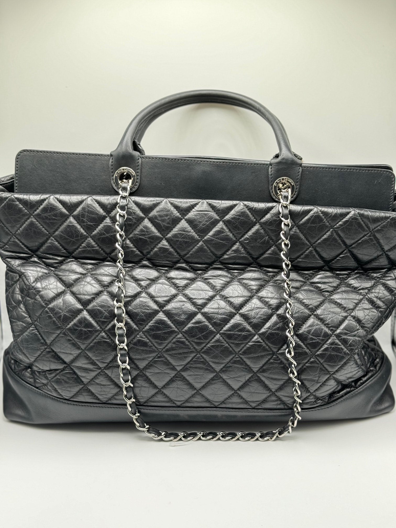 Chanel Be CC tote quilted aged calfskin large chanel tote - 8