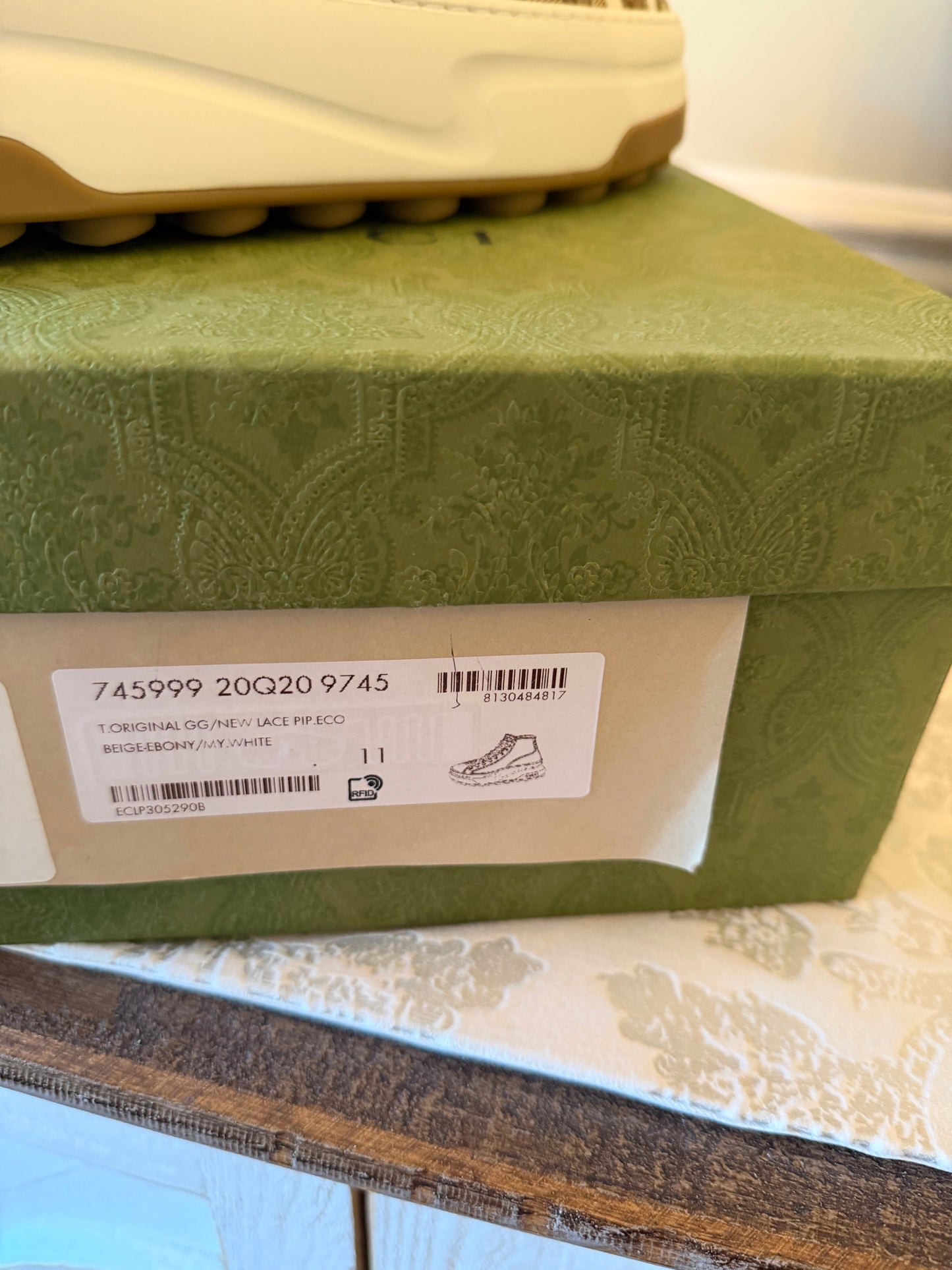 Gucci Mens GG Supreme Sneakers 11