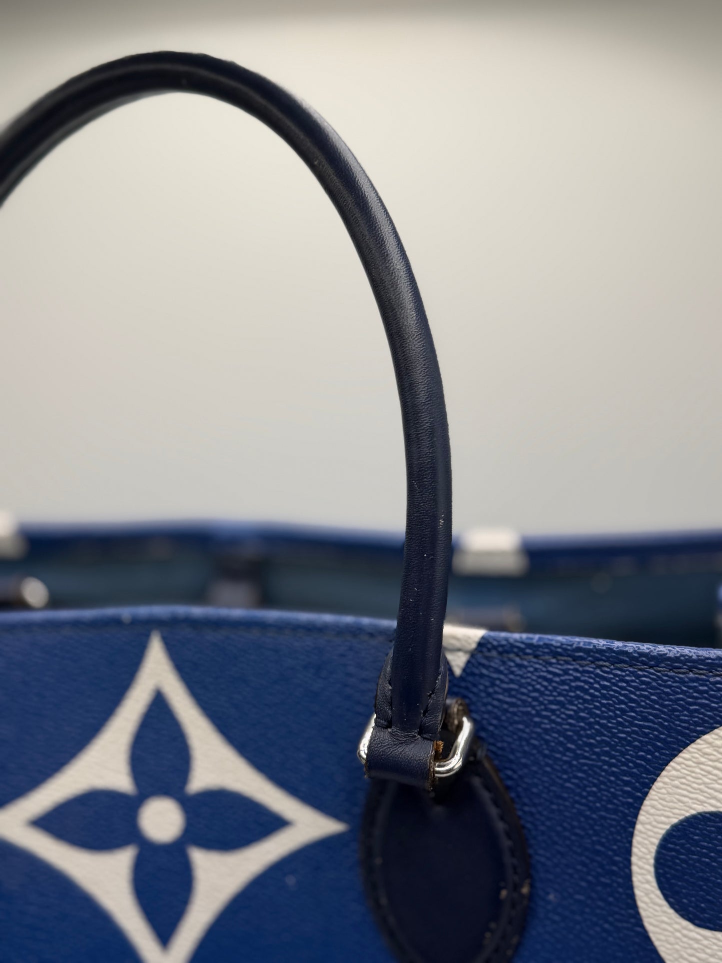 Louis Vuitton Monogram Escale Onthego GM Blue