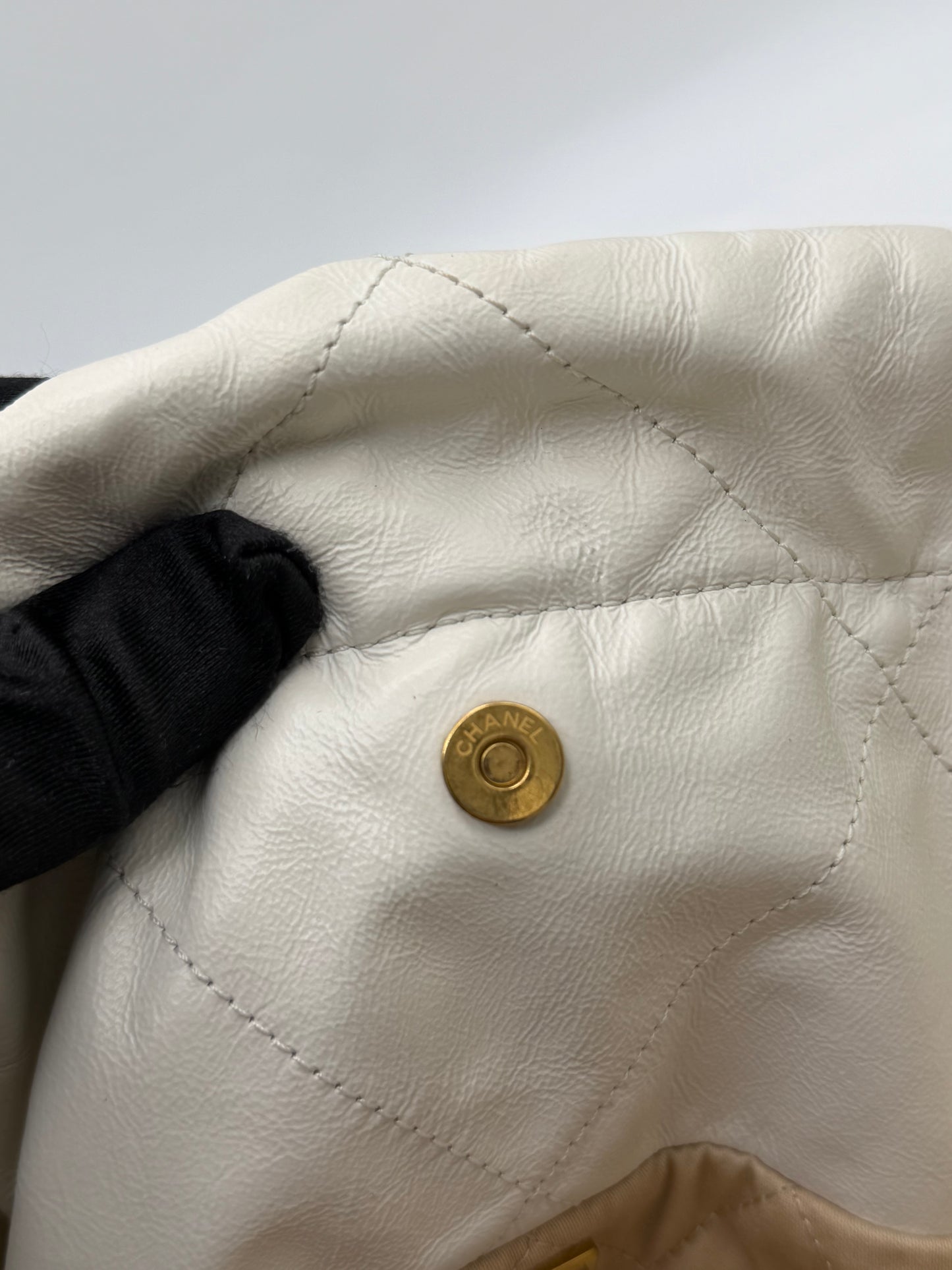 Chanel Shiny Calfskin Quilted Small Chanel 22 White