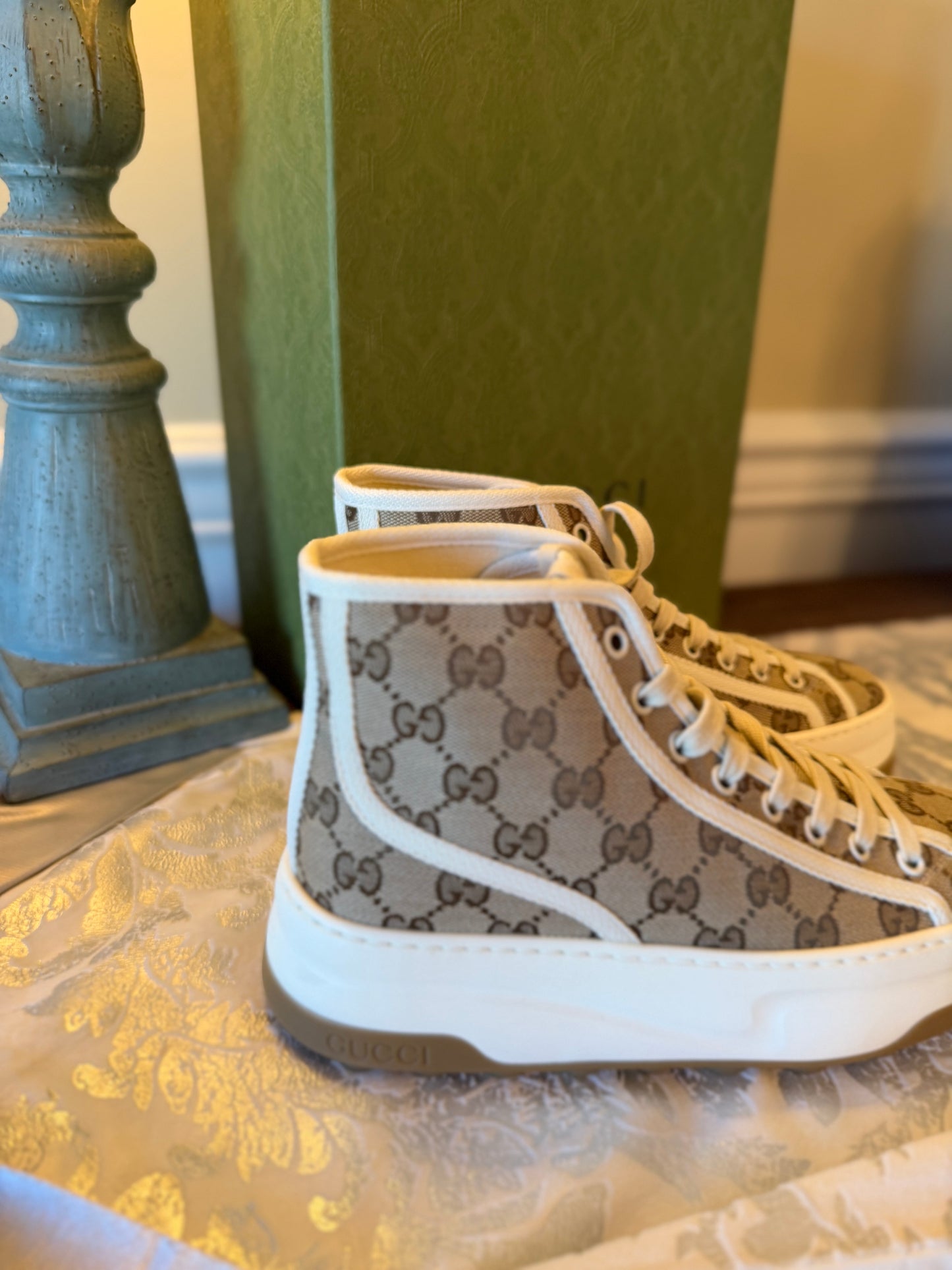 Gucci GG Supreme Women’s Sneakers 37