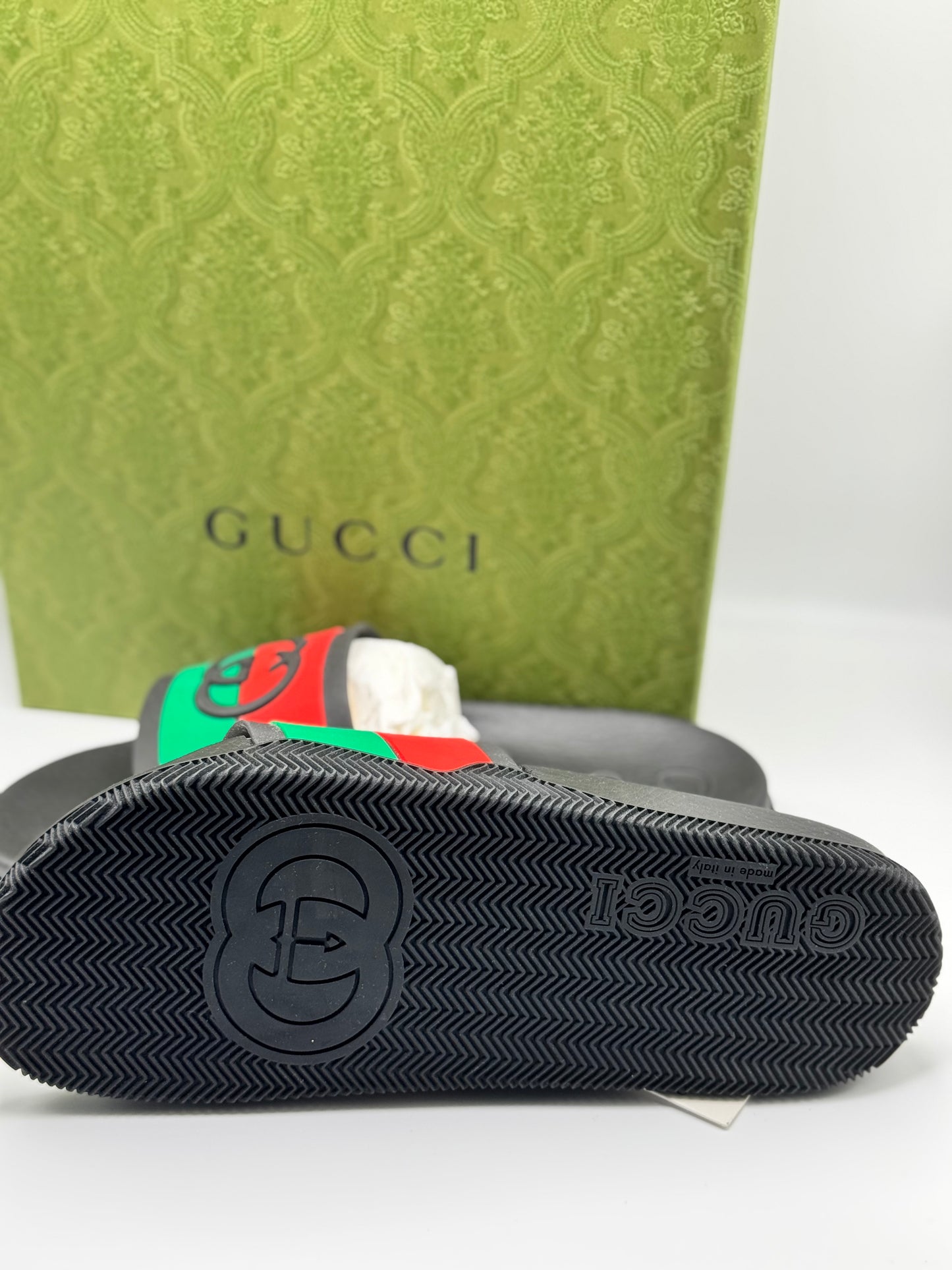 Gucci Mens Interlocking Slides 11