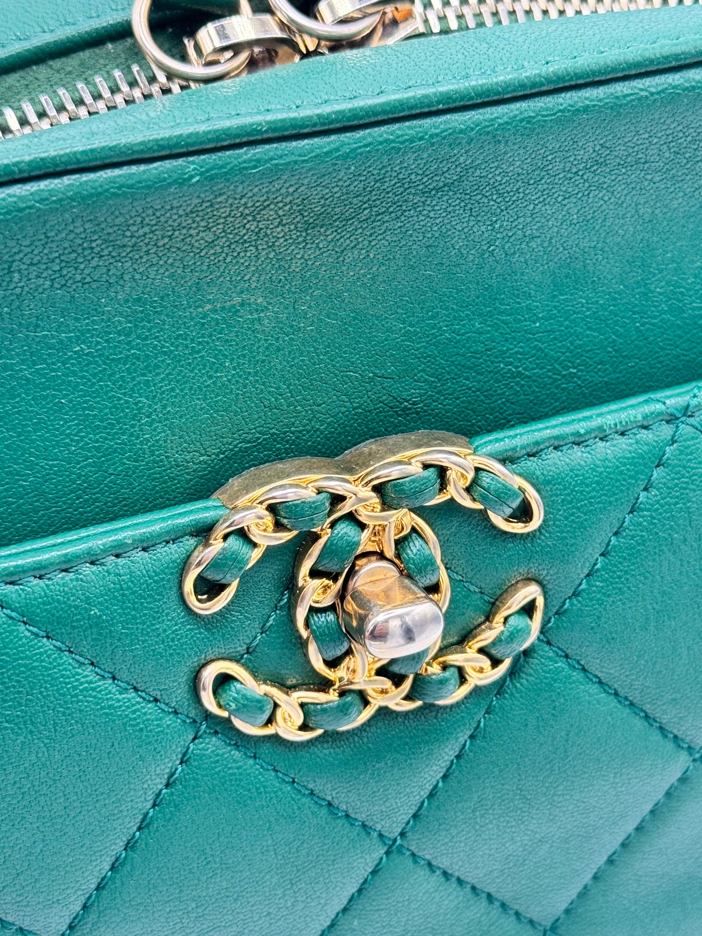 Chanel Goatskin Quilted Chain Infinity Camera Case Green