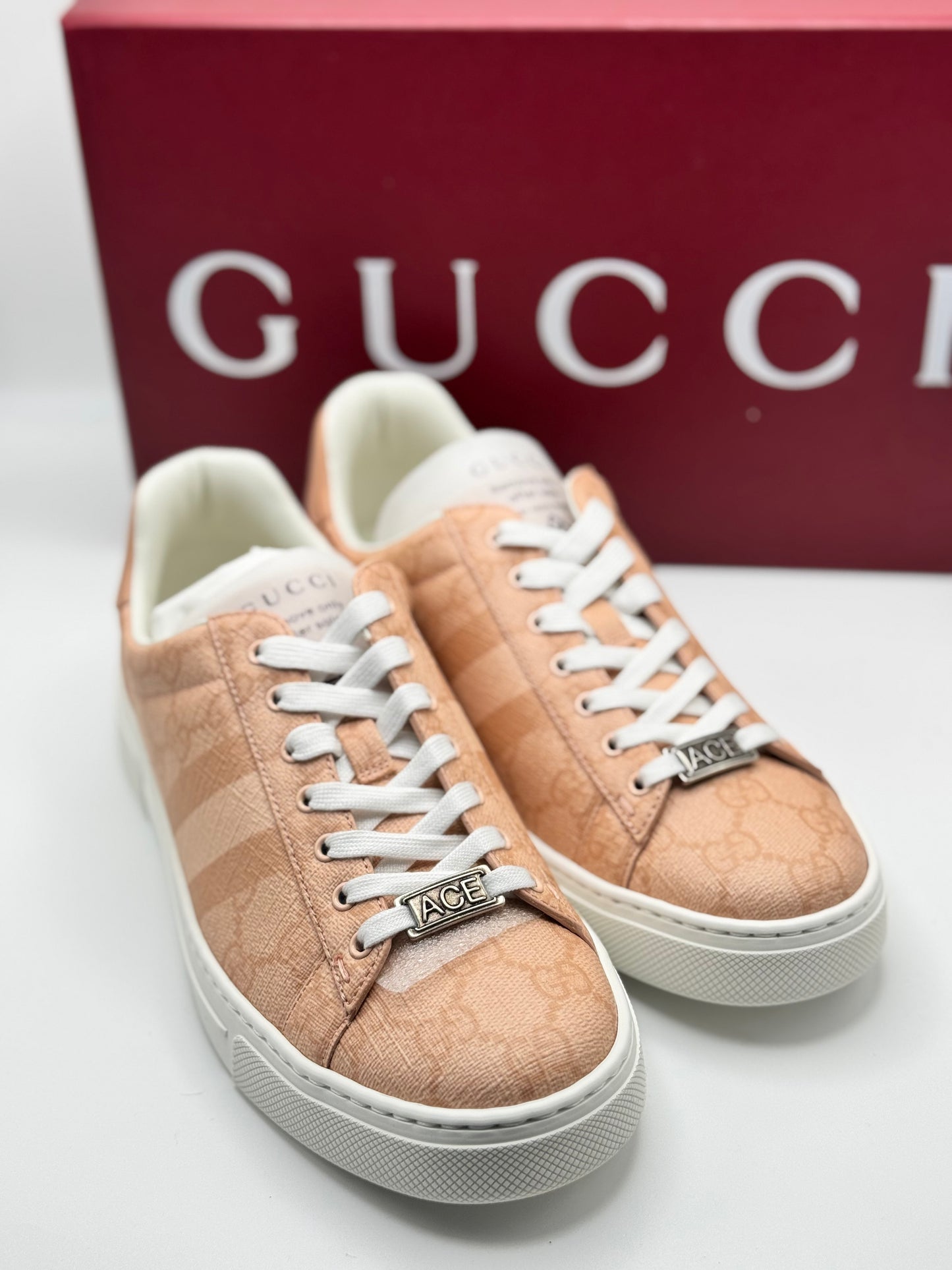 Gucci Pink Womens Ace Sneakers 37.5