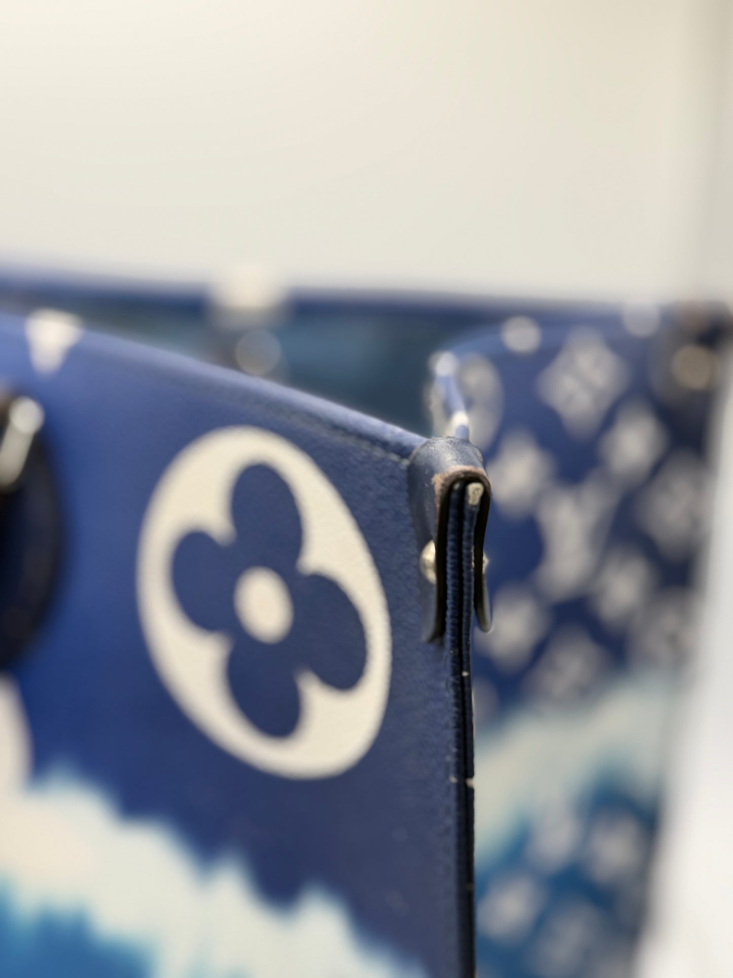 Louis Vuitton Monogram Escale Onthego GM Blue