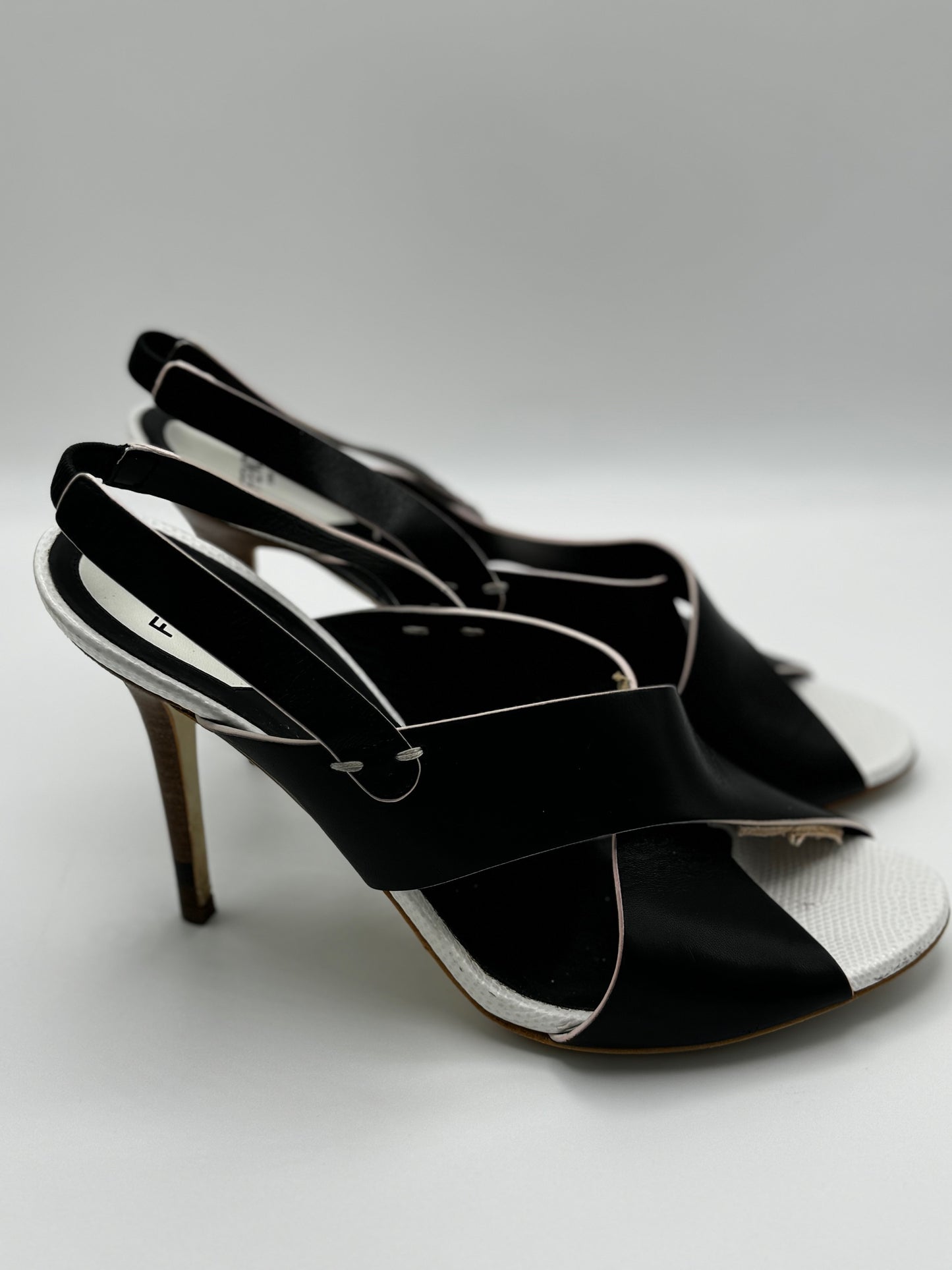 Fendi Open Toe Heels 39