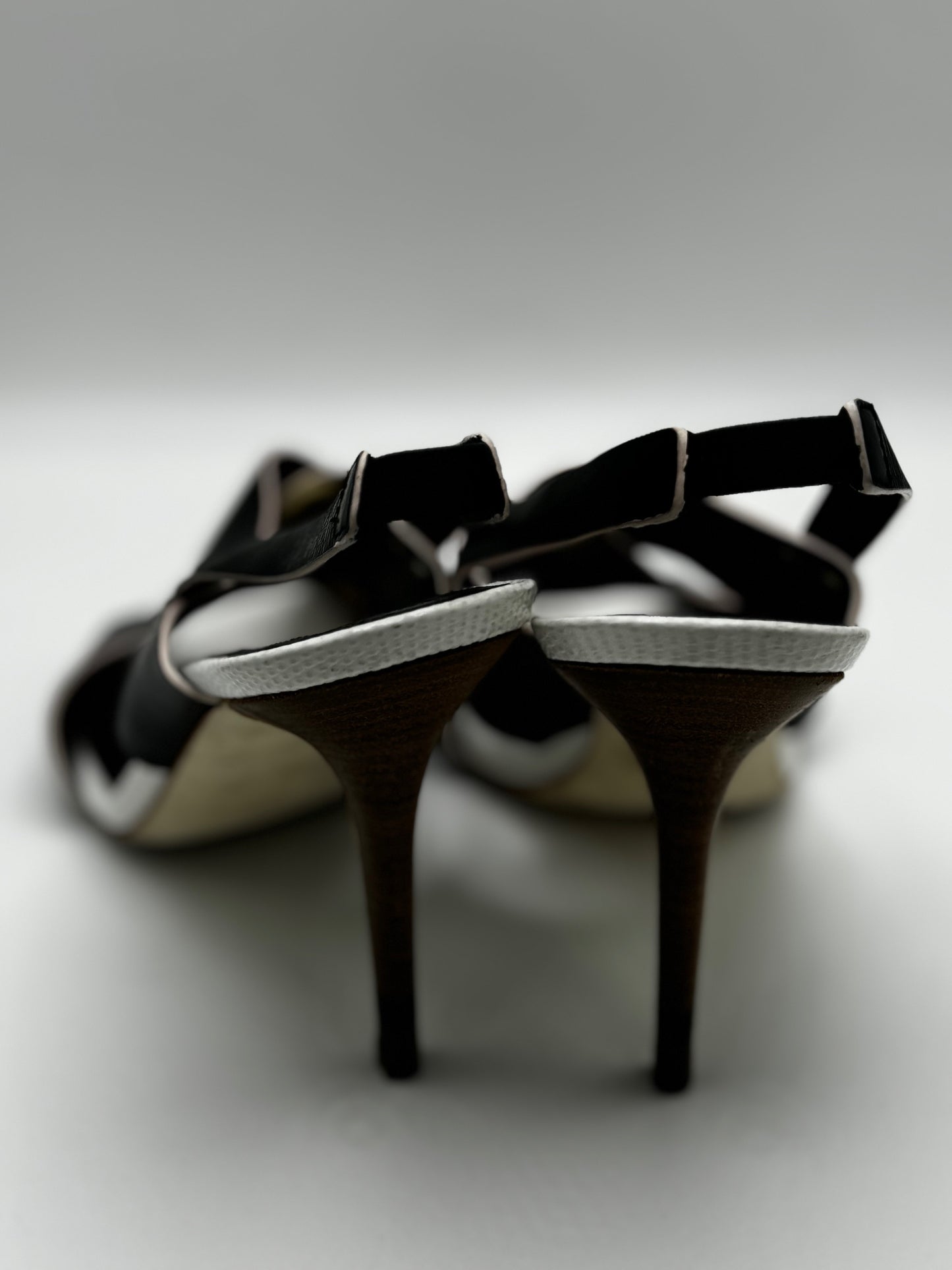 Fendi Open Toe Heels 39